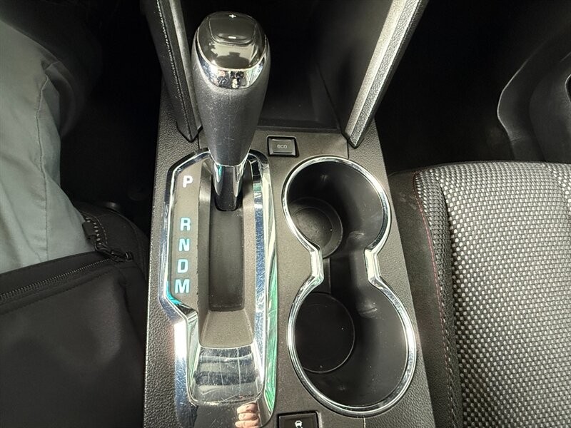 Chevrolet Equinox Vehicle Full-screen Gallery Image 32