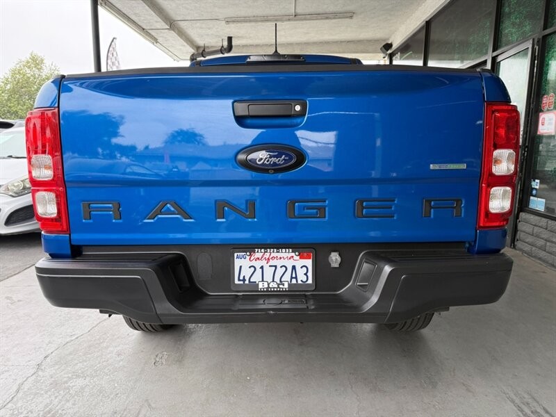 Ford Ranger Vehicle Full-screen Gallery Image 14