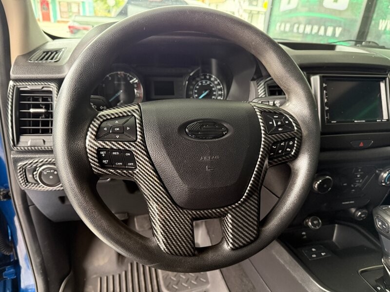 Ford Ranger Vehicle Full-screen Gallery Image 18
