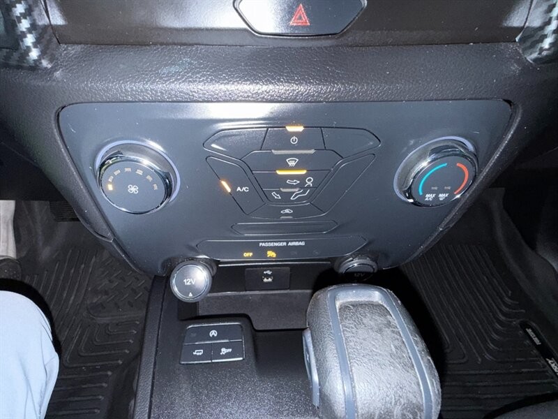 Ford Ranger Vehicle Full-screen Gallery Image 30