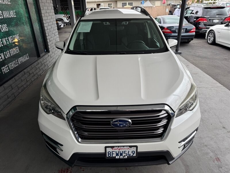 Subaru Ascent Vehicle Full-screen Gallery Image 13