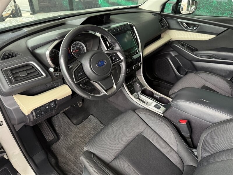 Subaru Ascent Vehicle Full-screen Gallery Image 16