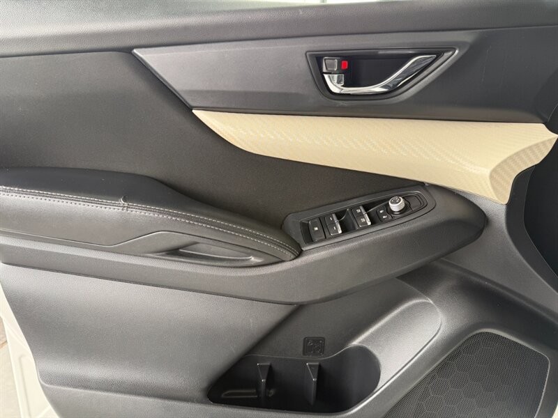 Subaru Ascent Vehicle Full-screen Gallery Image 23