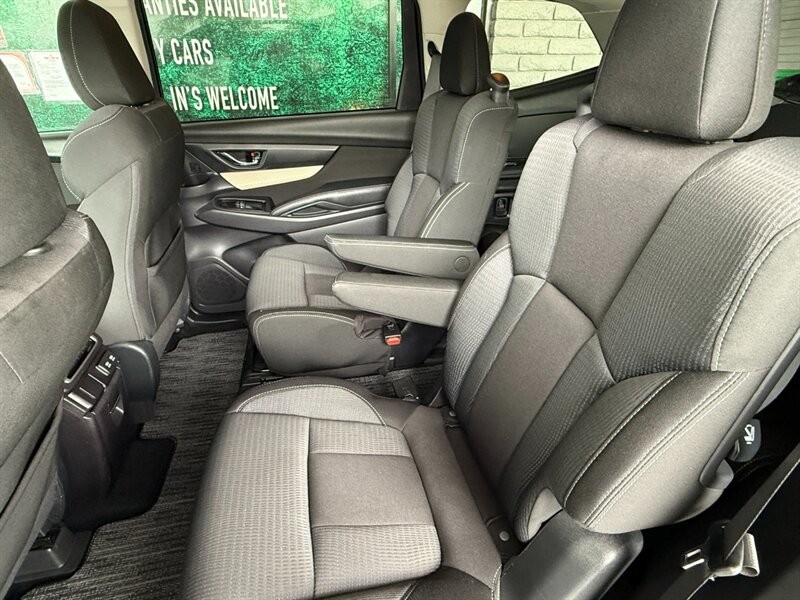Subaru Ascent Vehicle Full-screen Gallery Image 25