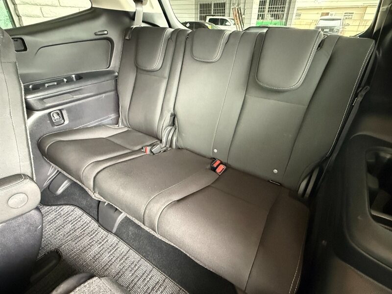 Subaru Ascent Vehicle Full-screen Gallery Image 26