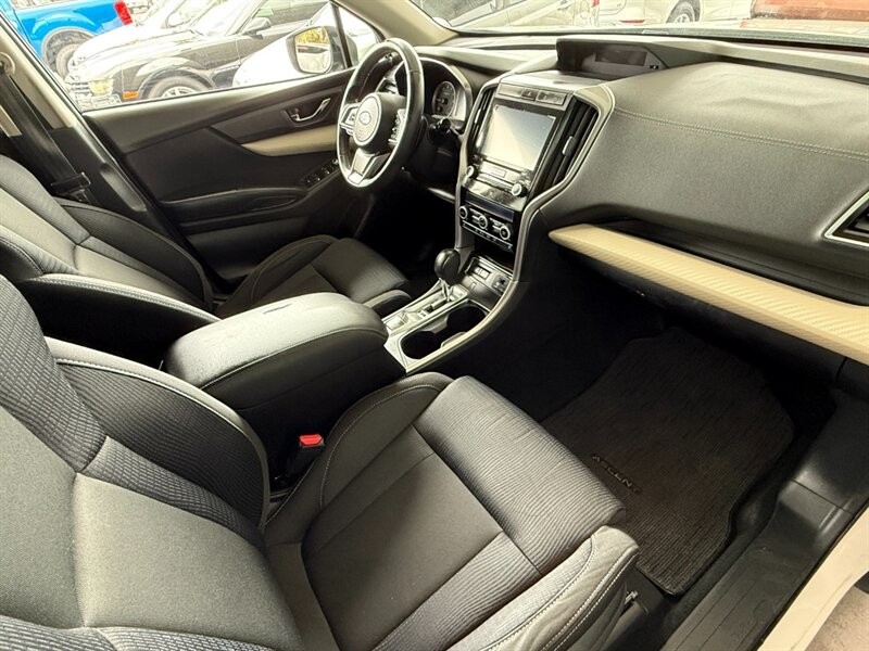 Subaru Ascent Vehicle Full-screen Gallery Image 28