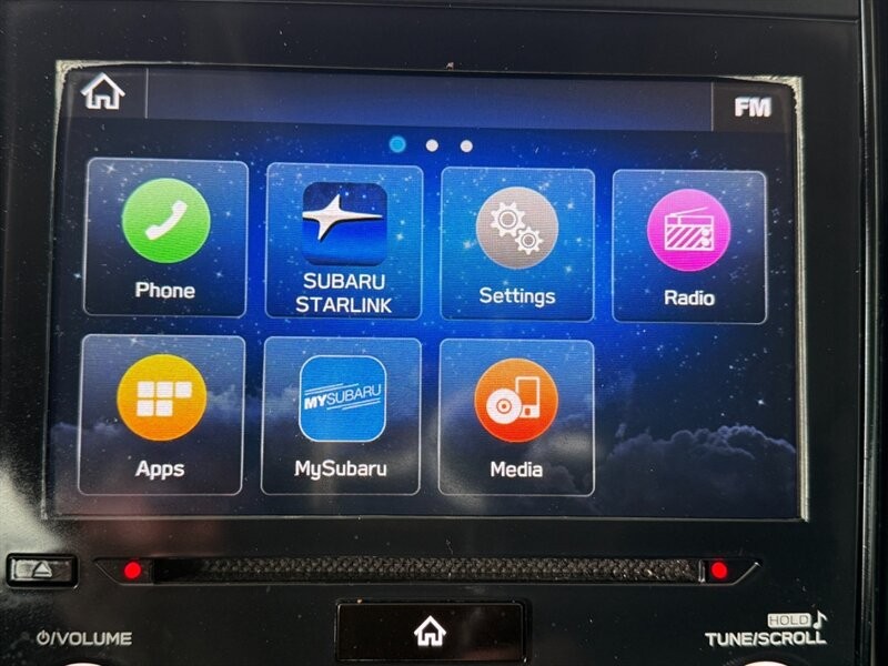 Subaru Ascent Vehicle Full-screen Gallery Image 32