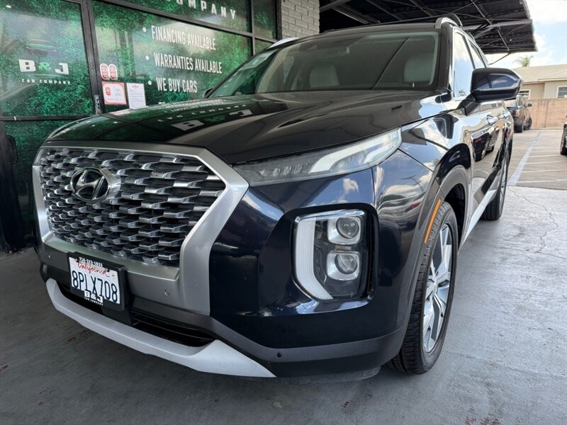 Hyundai Palisade Vehicle Full-screen Gallery Image 03