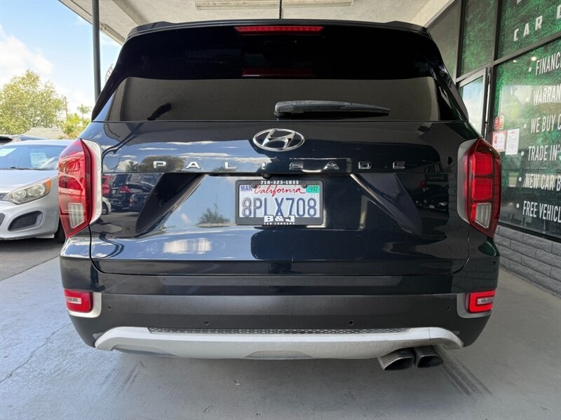 Hyundai Palisade Vehicle Full-screen Gallery Image 14