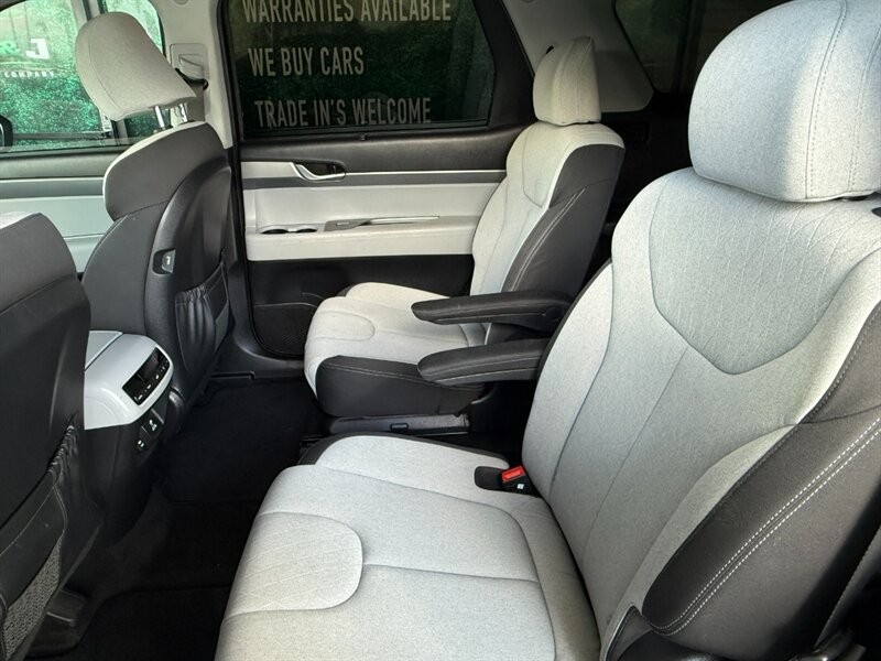 Hyundai Palisade Vehicle Full-screen Gallery Image 27