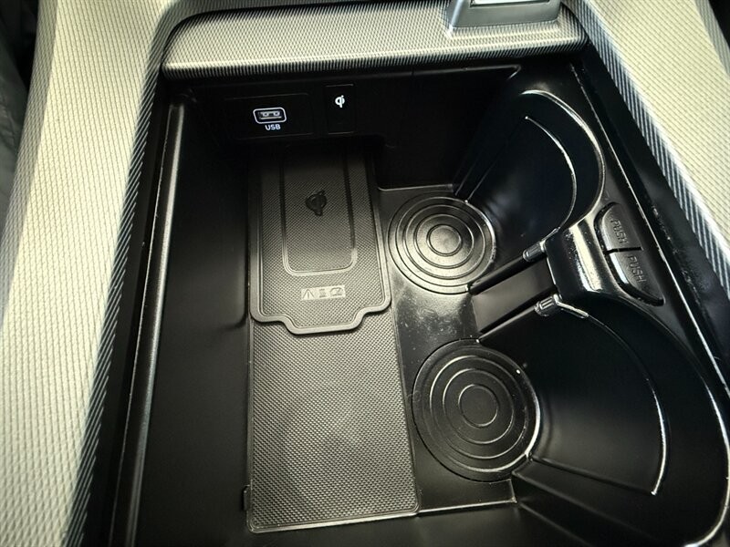 Hyundai Palisade Vehicle Full-screen Gallery Image 37