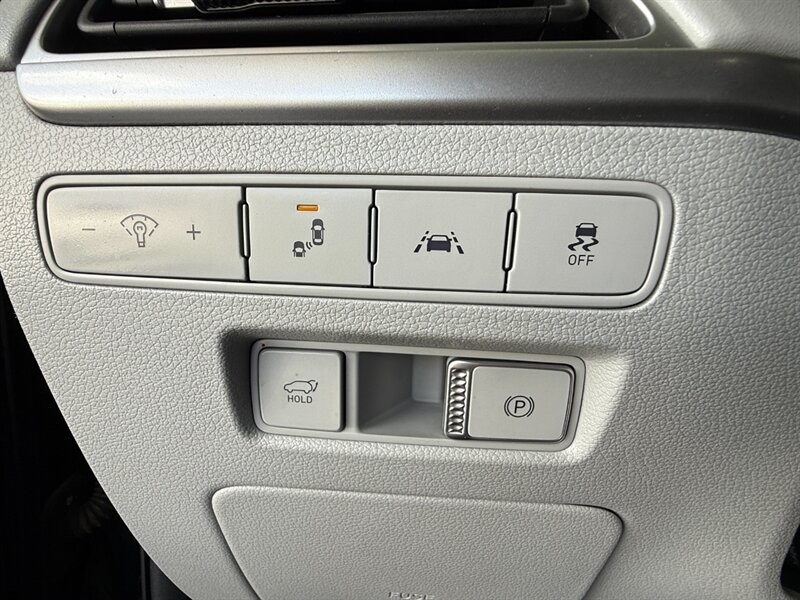 Hyundai Palisade Vehicle Full-screen Gallery Image 38