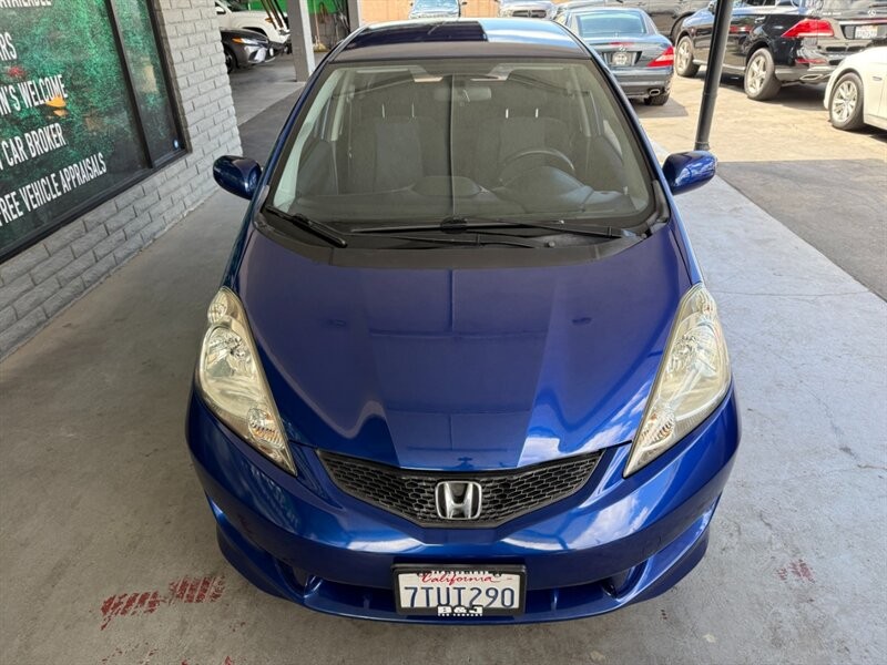 Honda Fit Vehicle Full-screen Gallery Image 13