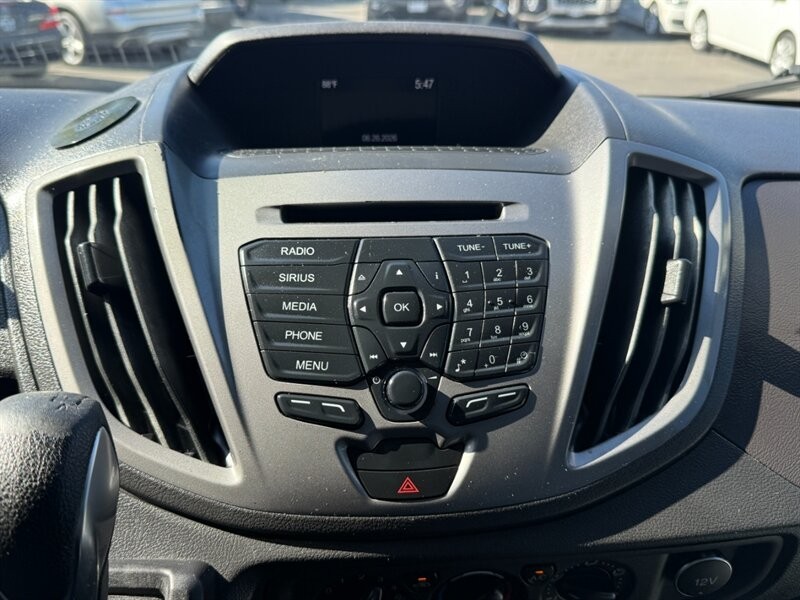 Ford Transit Passenger Wagon Vehicle Full-screen Gallery Image 24