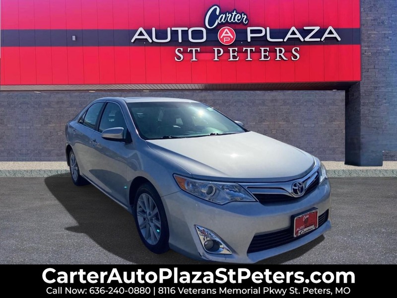 The 2013 Toyota Camry L photos