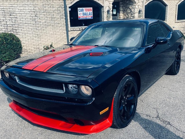 more details - dodge challenger