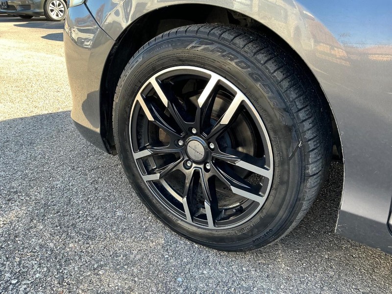 Honda Accord Sedan Vehicle Full-screen Gallery Image 28