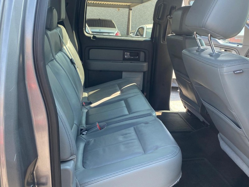 2014 Ford F-150 XLT photo 11