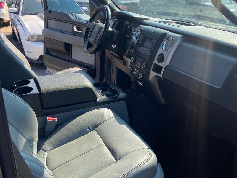 2014 Ford F-150 XLT photo 15