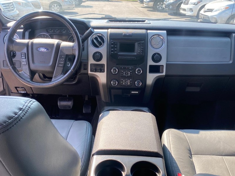 2014 Ford F-150 XLT photo 17