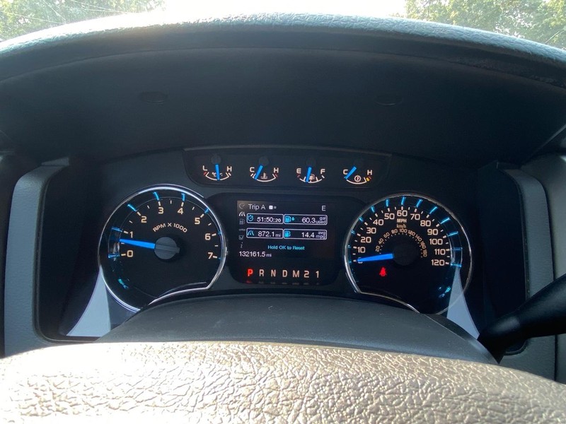 2014 Ford F-150 XLT photo 19