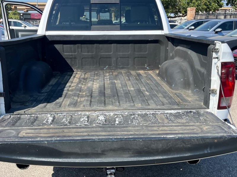 Ram 1500 Vehicle Full-screen Gallery Image 11