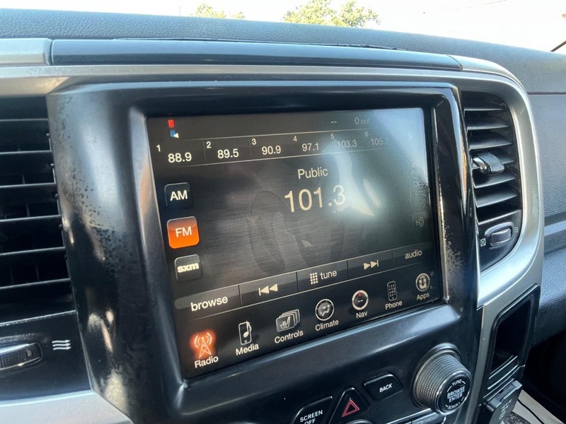 Ram 1500 Vehicle Full-screen Gallery Image 26