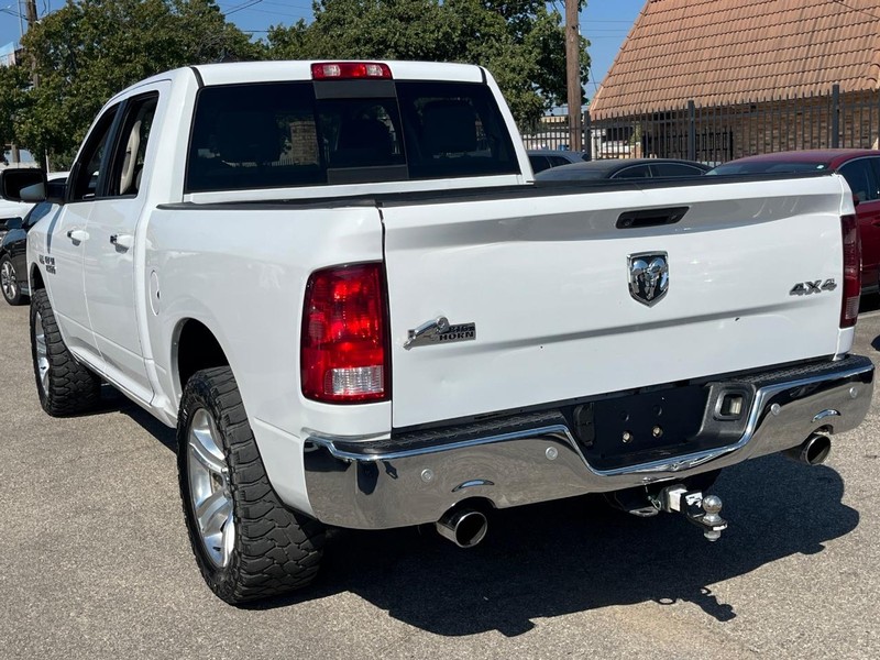 Ram 1500 Vehicle Full-screen Gallery Image 36