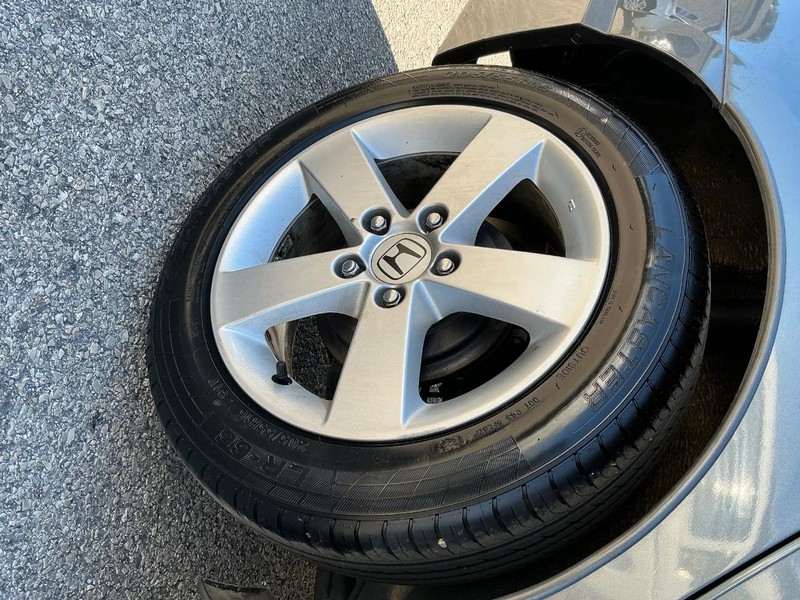 Honda Civic Sedan Vehicle Full-screen Gallery Image 17