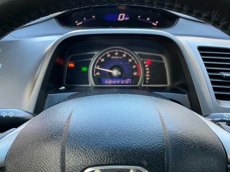 Honda Civic Sedan Vehicle Full-screen Gallery Image 22