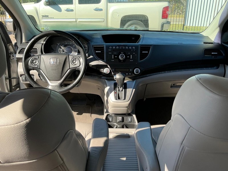 Honda CR-V Vehicle Full-screen Gallery Image 11