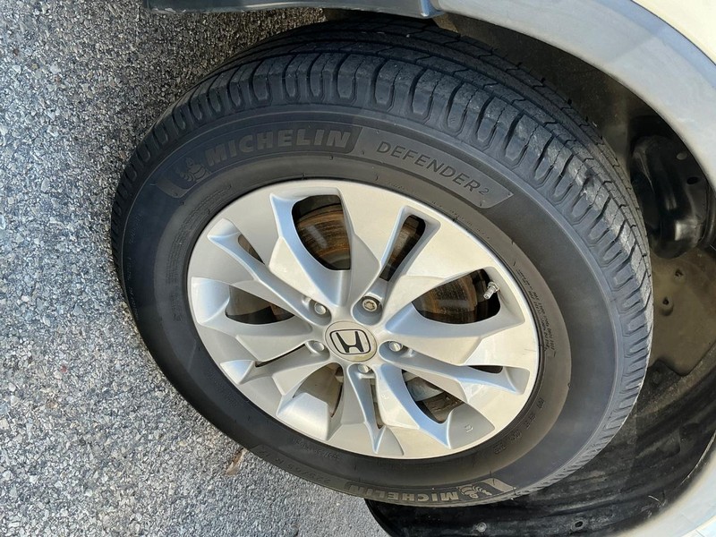 Honda CR-V Vehicle Full-screen Gallery Image 19