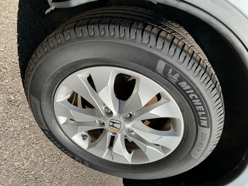 Honda CR-V Vehicle Full-screen Gallery Image 22