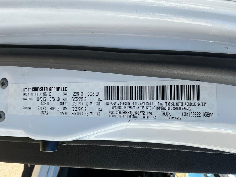 Ram 1500 Vehicle Full-screen Gallery Image 14