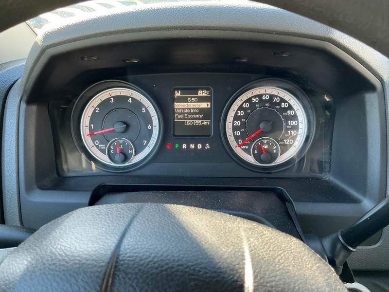 Ram 1500 Vehicle Full-screen Gallery Image 16