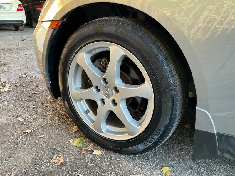 INFINITI G35 Sedan Vehicle Full-screen Gallery Image 22