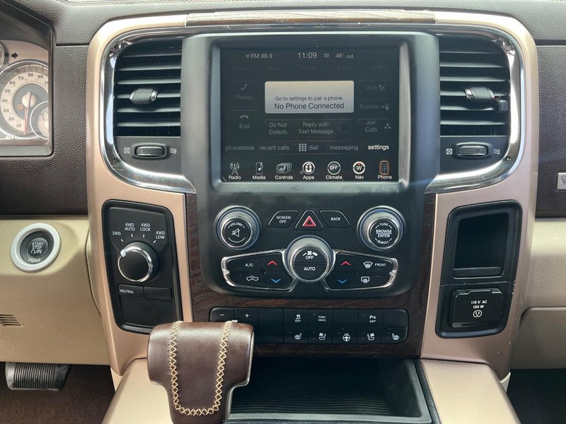 Ram 1500 Vehicle Full-screen Gallery Image 13