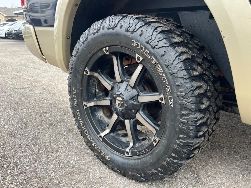 Ram 1500 Vehicle Full-screen Gallery Image 21