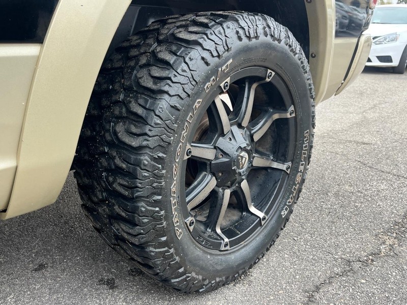 Ram 1500 Vehicle Full-screen Gallery Image 22