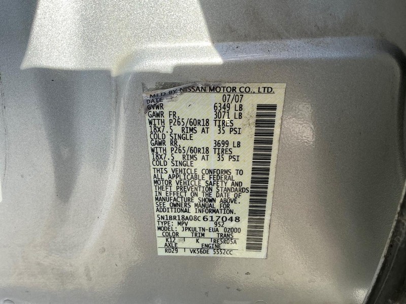 Nissan Pathfinder Vehicle Full-screen Gallery Image 03