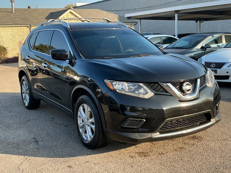 Nissan Rogue Vehicle Full-screen Gallery Image 04