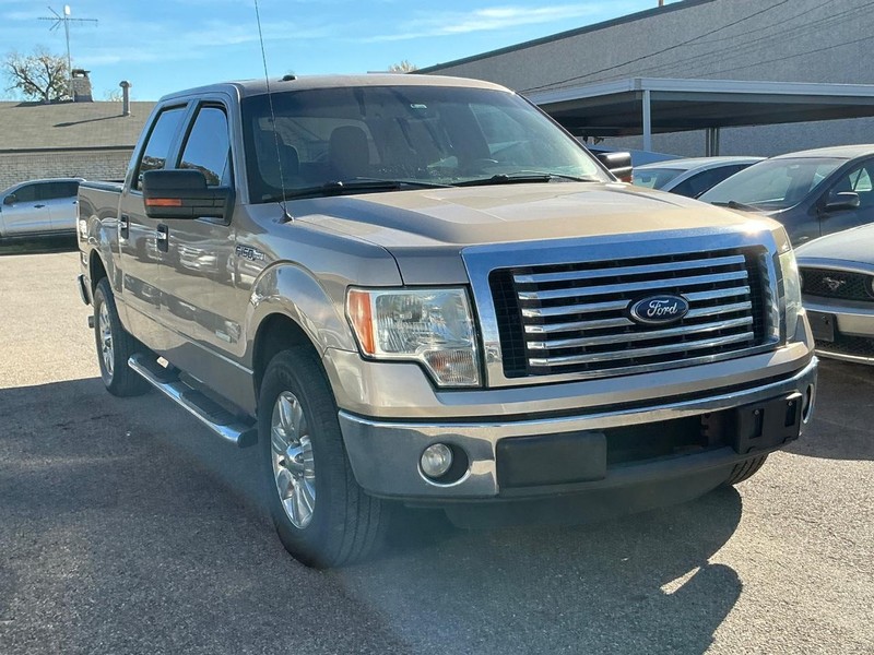 Ford F-150 Vehicle Full-screen Gallery Image 04