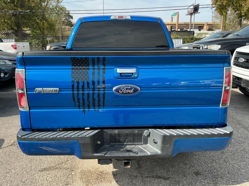 Ford F-150 Vehicle Full-screen Gallery Image 07