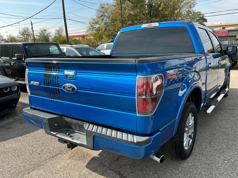 Ford F-150 Vehicle Full-screen Gallery Image 08
