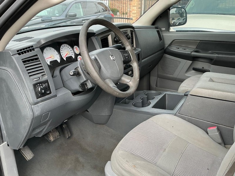 Dodge Ram 1500 Vehicle Full-screen Gallery Image 07