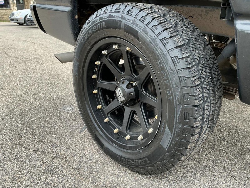 Dodge Ram 1500 Vehicle Full-screen Gallery Image 24