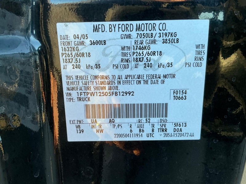 Ford F-150 Vehicle Full-screen Gallery Image 22