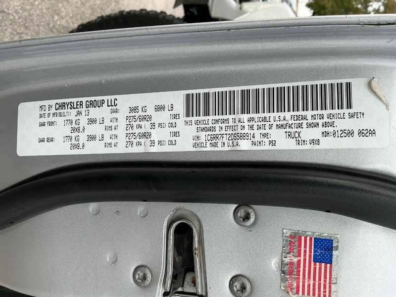 Ram 1500 Vehicle Full-screen Gallery Image 25