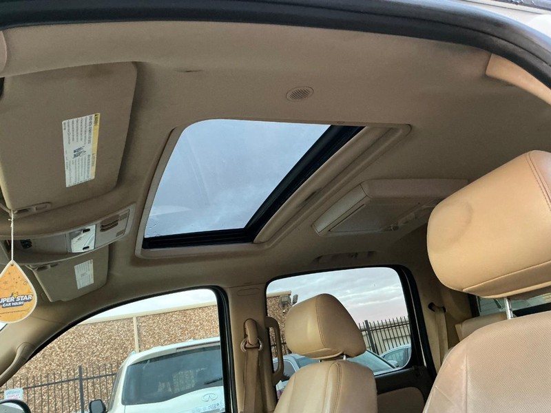 Chevrolet Avalanche Vehicle Full-screen Gallery Image 15