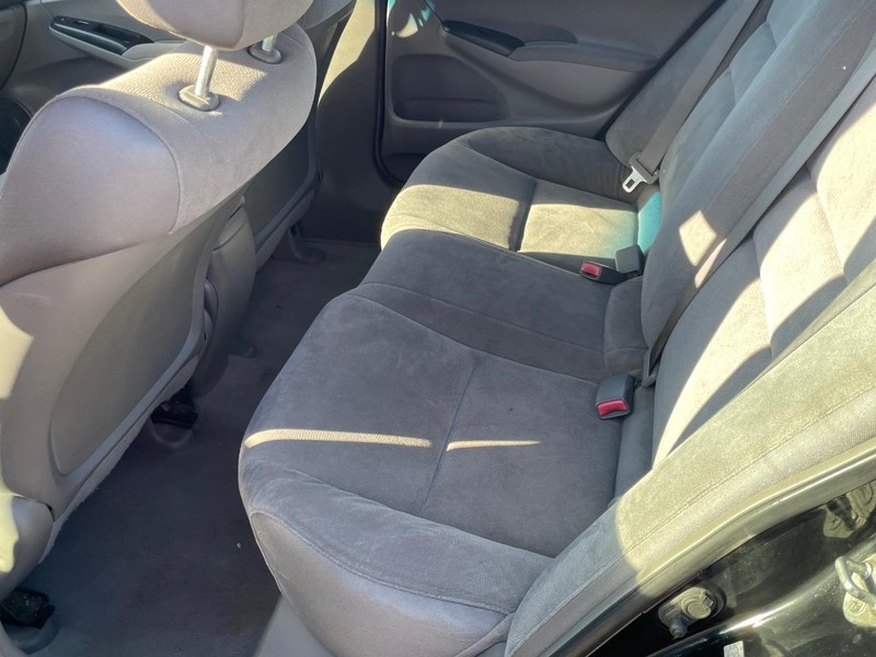 Honda Civic Sedan Vehicle Full-screen Gallery Image 13